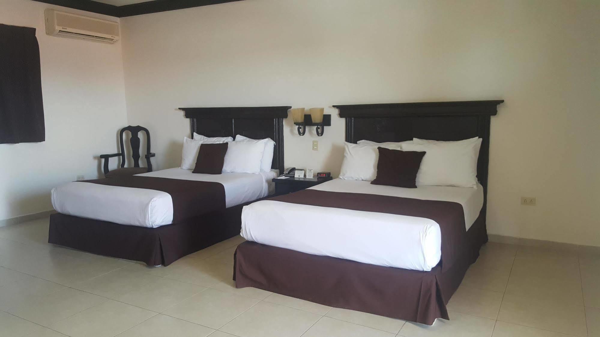Hotel Go Inn Monclova Esterno foto