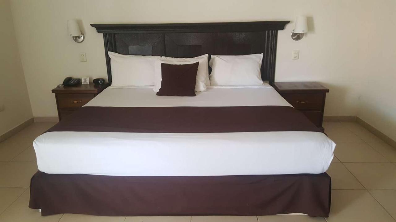 Hotel Go Inn Monclova Esterno foto